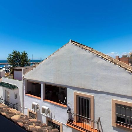 Room In Guest Room - Private Room In The Fishing Port Of Marbella Bagian luar foto