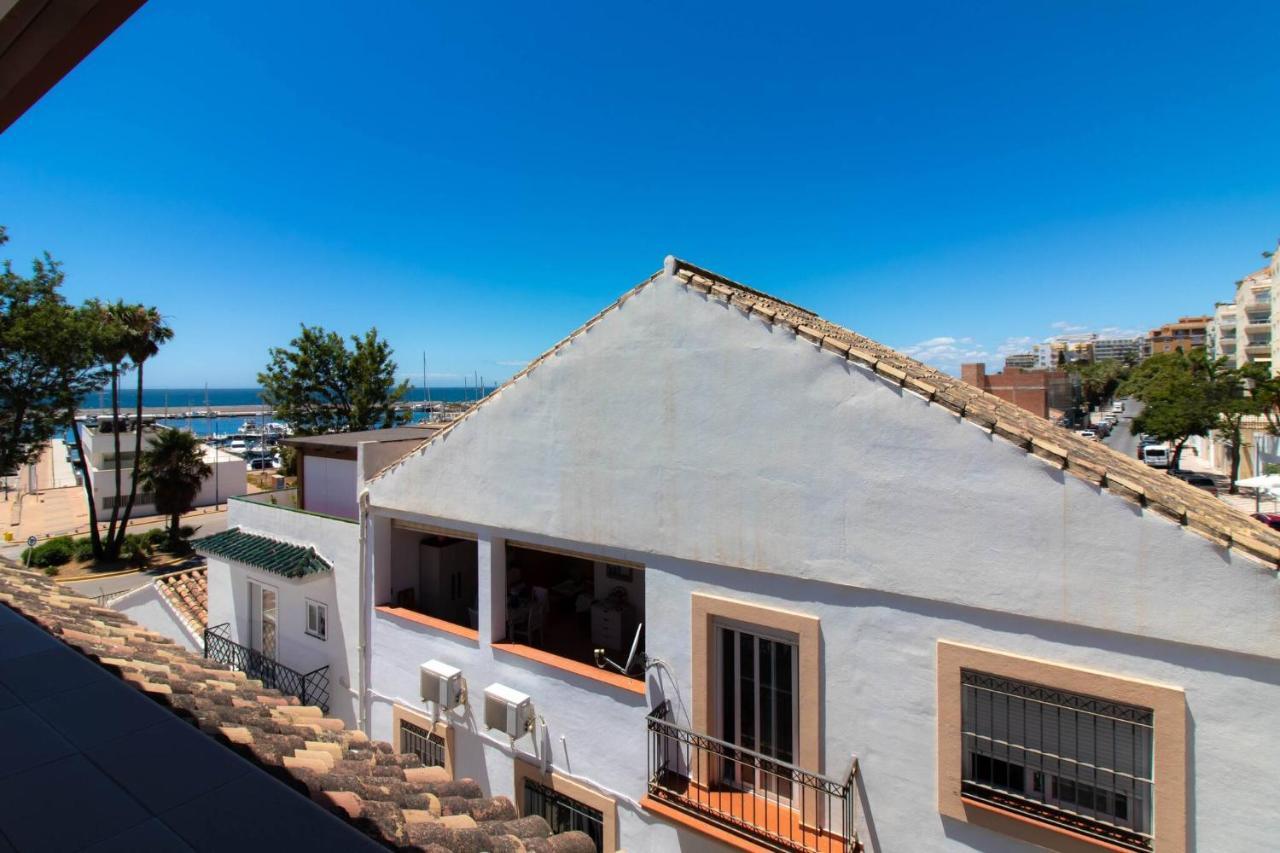 Room In Guest Room - Private Room In The Fishing Port Of Marbella Bagian luar foto