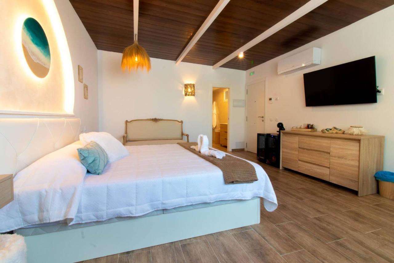 Room In Guest Room - Private Room In The Fishing Port Of Marbella Bagian luar foto
